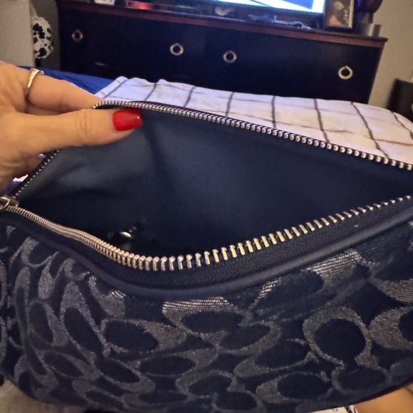 Dominic sling pack in signature denim - Picture 5 of 5